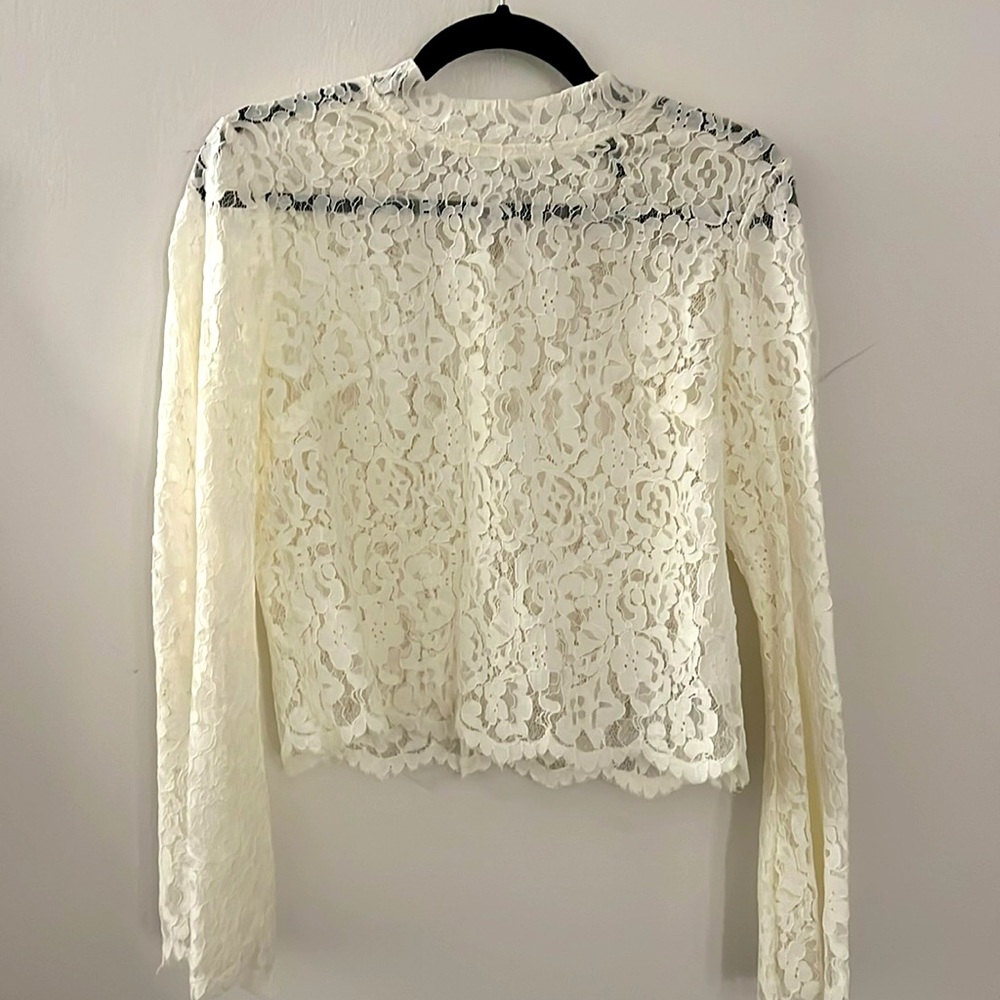 BCBGMAXAZRIA LACE TOP XS